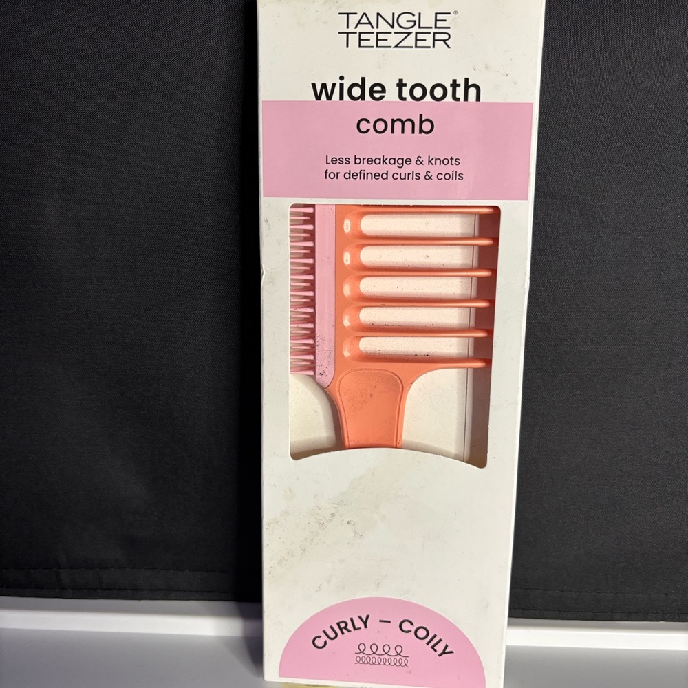 Pink Wide Tooth Hair Tool for Effortless Detangling